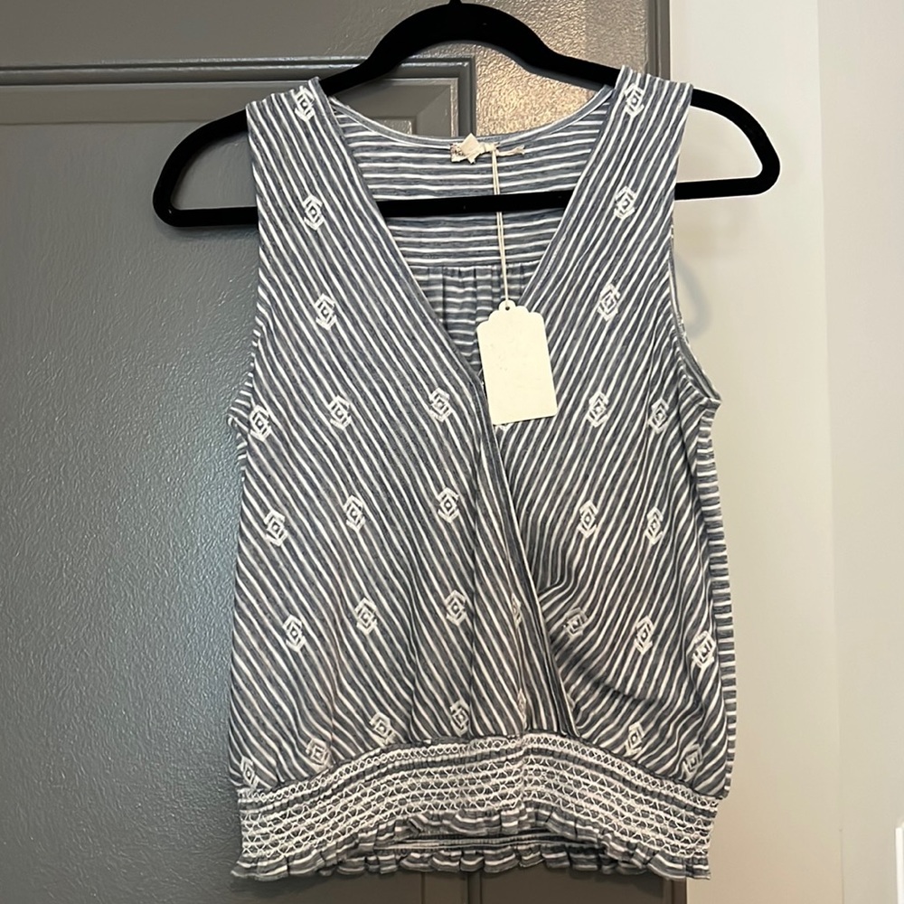 NWT American Threads Top NWT